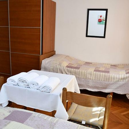 Apartments Josip راب المظهر الخارجي الصورة