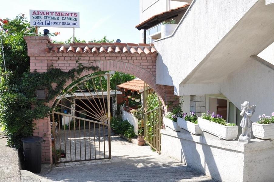 Apartments Josip راب المظهر الخارجي الصورة