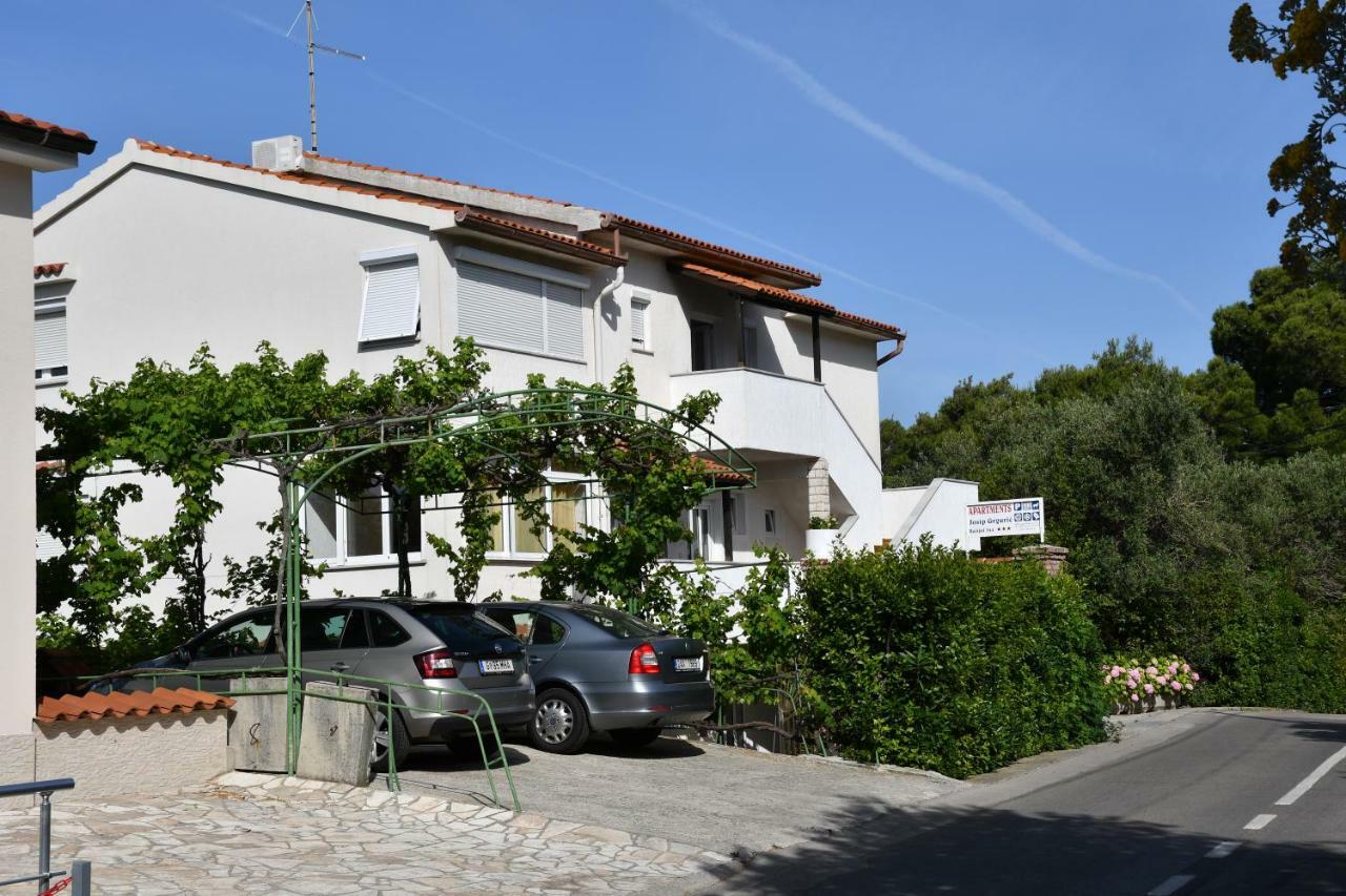 Apartments Josip راب المظهر الخارجي الصورة