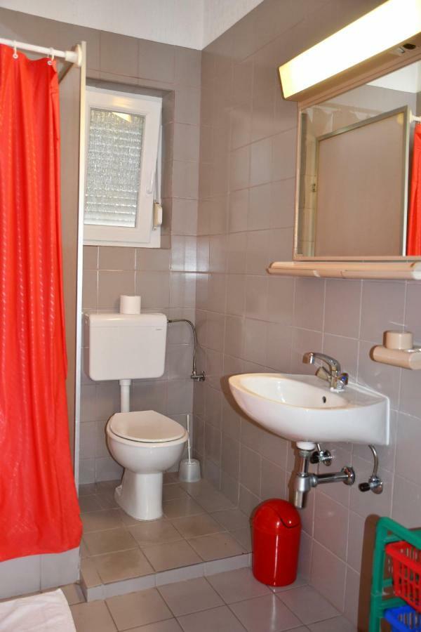 Apartments Josip راب المظهر الخارجي الصورة