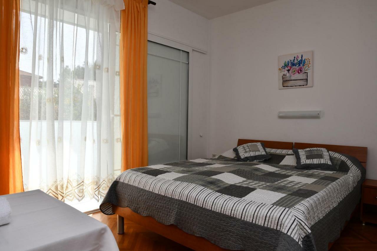 Apartments Josip راب المظهر الخارجي الصورة